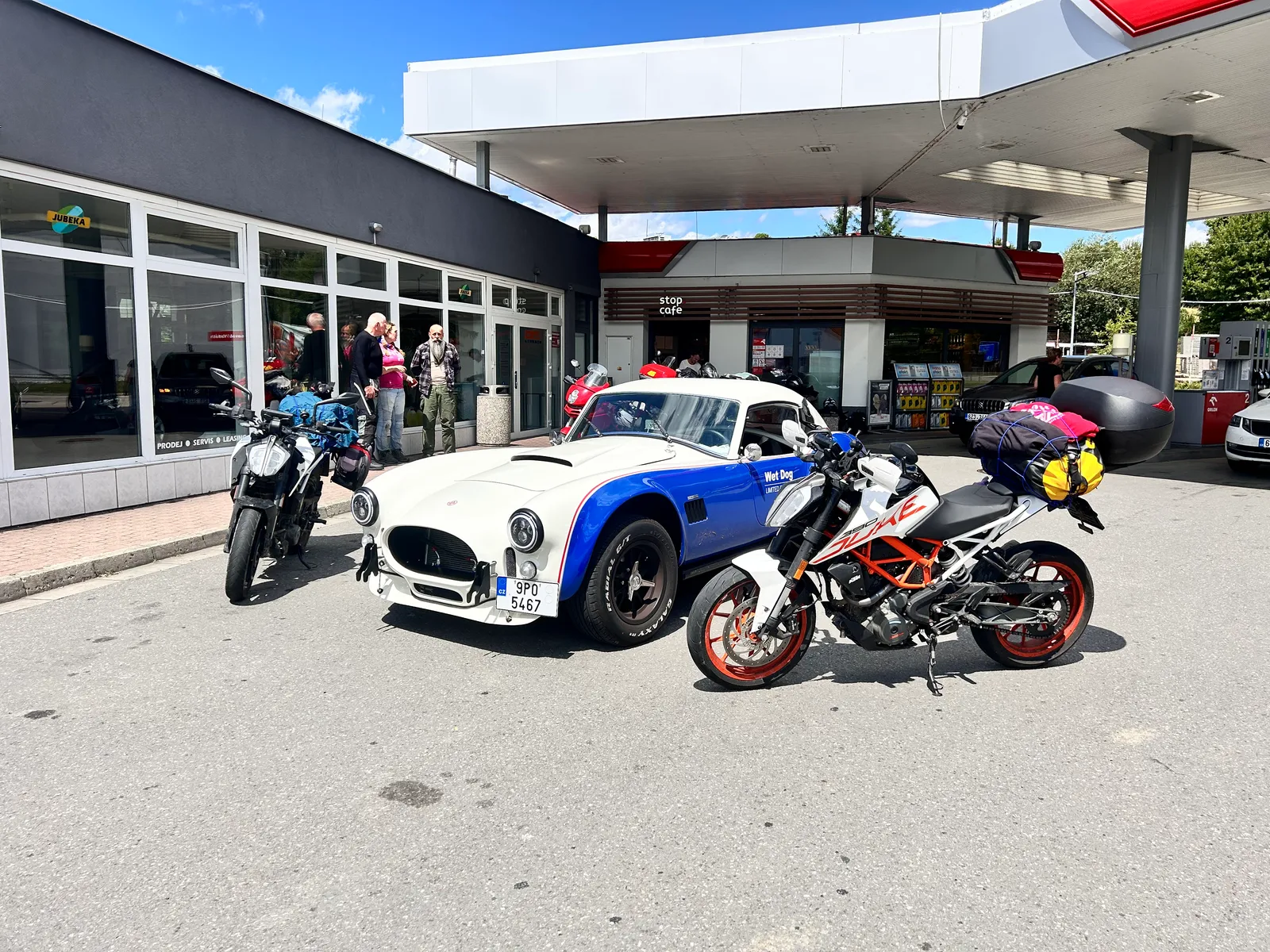 Shelby Cobra na cestách – foto 7